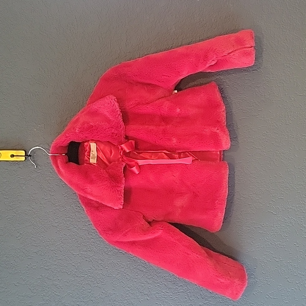 Red Cropped Lux Faux Fur Girls size 7 Holiday  Jacket